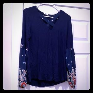 Blue flower top